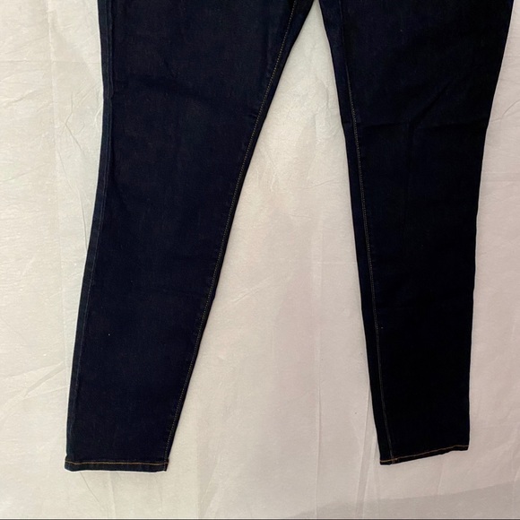 Old Navy Rockstar mid rise Dark wash jeans Size 16 - Picture 4 of 12